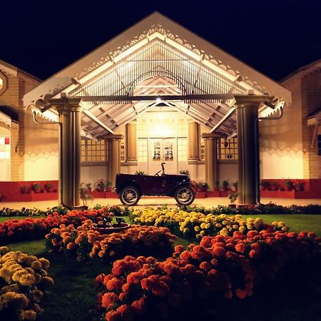 The Grange Hotel Ooty Extérieur photo