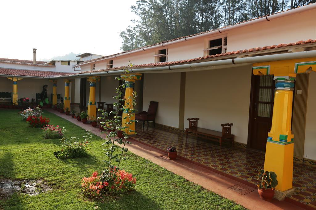 The Grange Hotel Ooty Extérieur photo